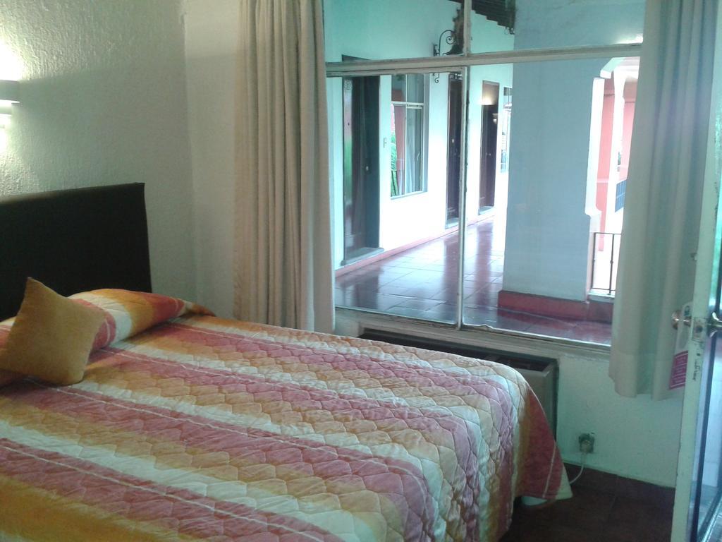 Hotel Fortin De Las Flores Ruang foto