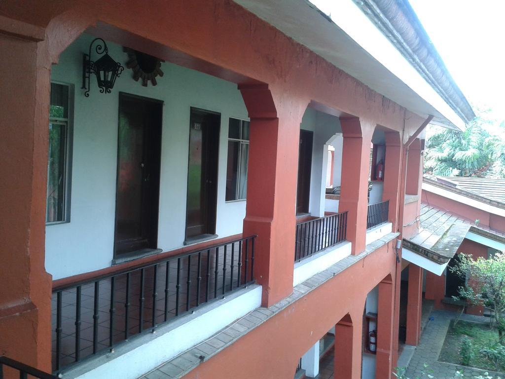 Hotel Fortin De Las Flores Bagian luar foto