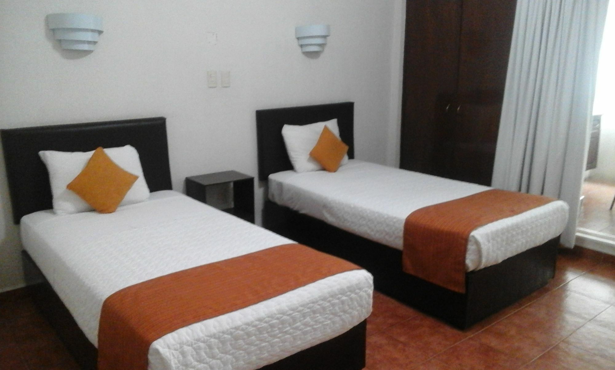 Hotel Fortin De Las Flores Bagian luar foto